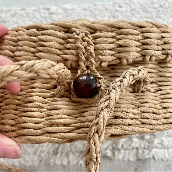 STRAW ROUND CROSSBODY BAG  WITH TOP HANDLE - Picture 12 of 14